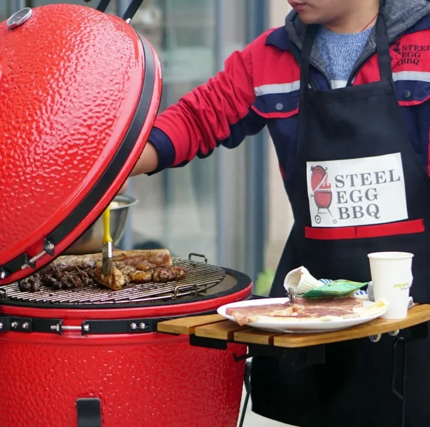 บาร์บีคิวสีแดง Kamado ถ่านกลางแจ้งบาร์บีคิวเซรามิค 24 นิ้ว Kamado Grill