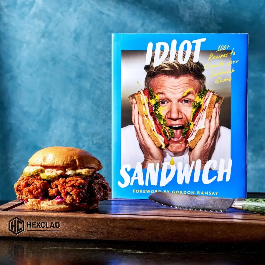 لوح تقطيع من خشب الجوز المتوسط، مزدوج الجوانب مع مقابض مجوفة ذات أخدود عصير، خشب متين، مقاوم للخدش، رائع لـ C