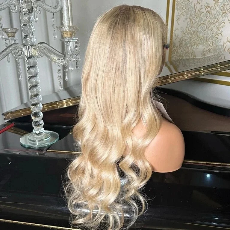 Wig Wanita Model Body Wave Sintetis, Highlight Cantik Omber Pirang Muda, Wig Lace Front Trendi Murah untuk Penggunaan Sehari-hari dan Pesta