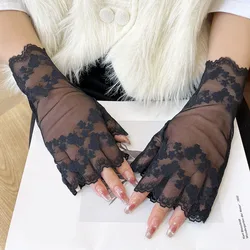 Lace Mesh Half-finger Gloves Flower Jacquard UV Protection Gloves Solid Color Breathable Summer Fingerless Gloves Women Mittens