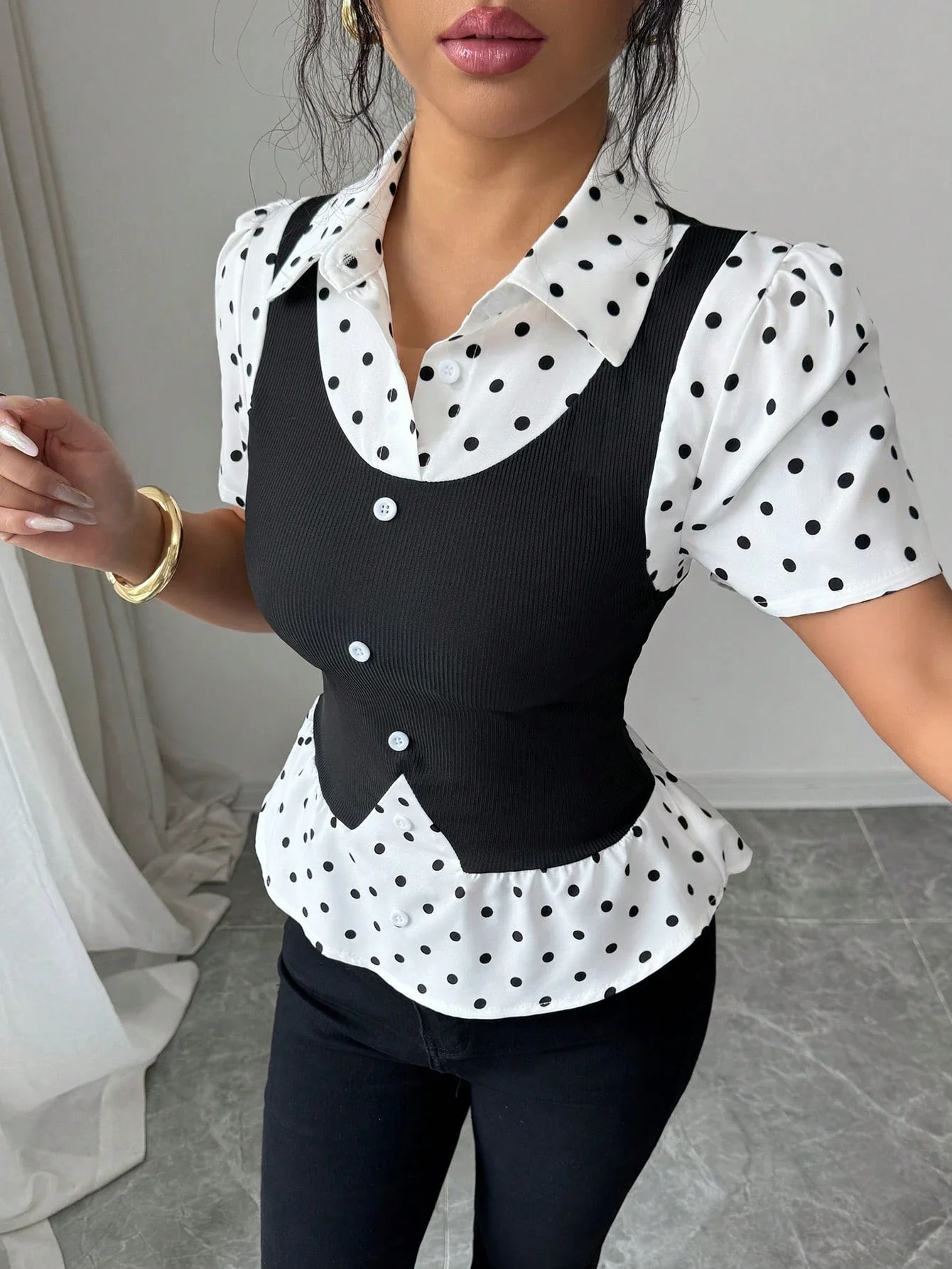 

Women Black And White Polka Dot Patchwork Ribbed Shirt Collar Short Sleeve Top
