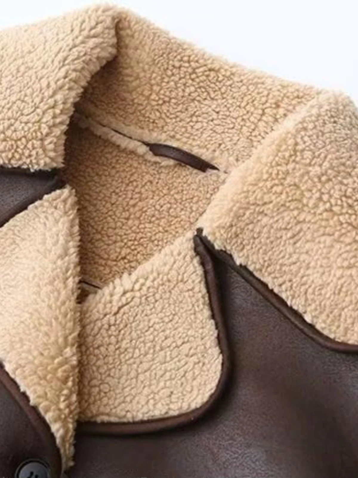 アメリカンスタイルヴィンテージフリース裏地レザーとファージャケットルーズシルエット暖かいコットンコートストリートスタイル冬アウター