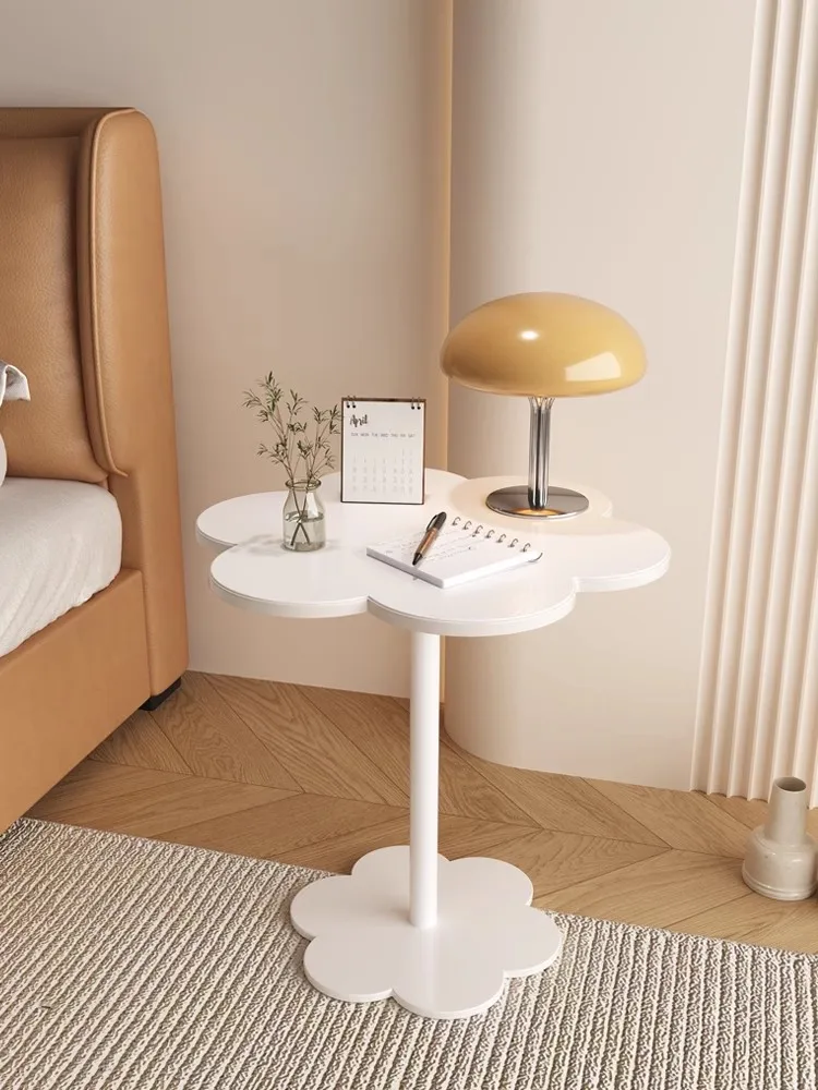 Creative edge table for bedroom bedside shelf, cream style coffee table