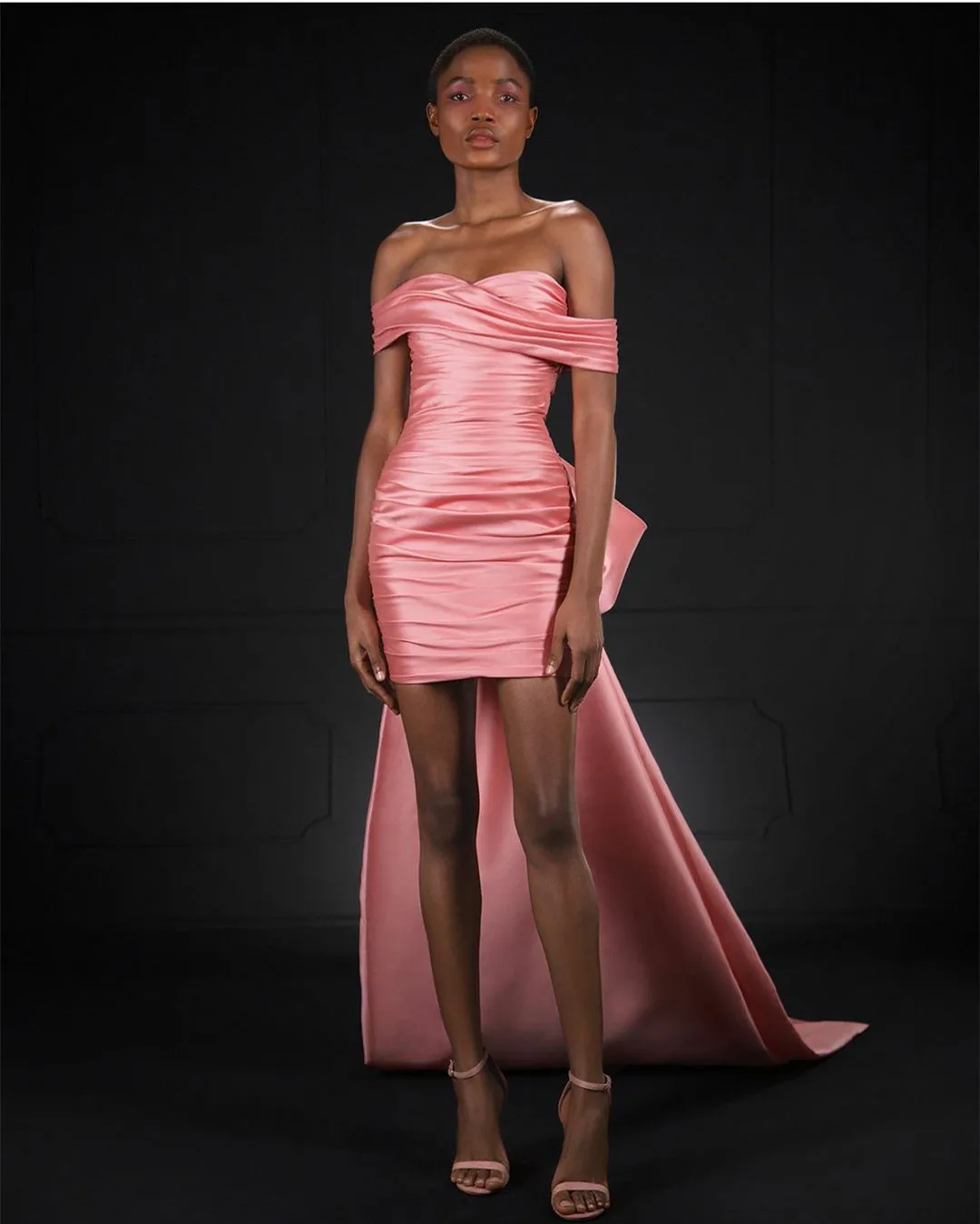 Vintage Short Pink Evening Dress With Bow فساتين السهرة Sheath Off Shoulder Prom Dress Robe de soirée for Women