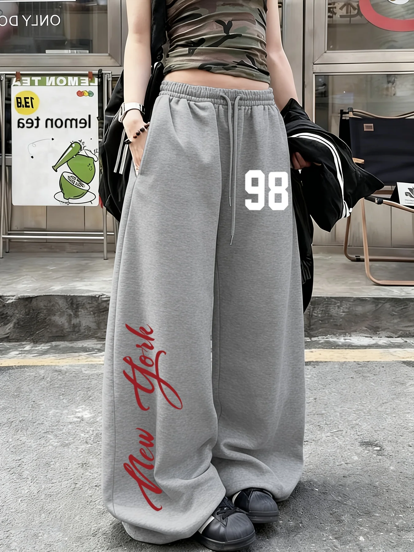

New Women's Plus Size Spring Letter Print Pants Fleece Elastic Waist Straight Leg Sweatpants Fashionable and Versatile