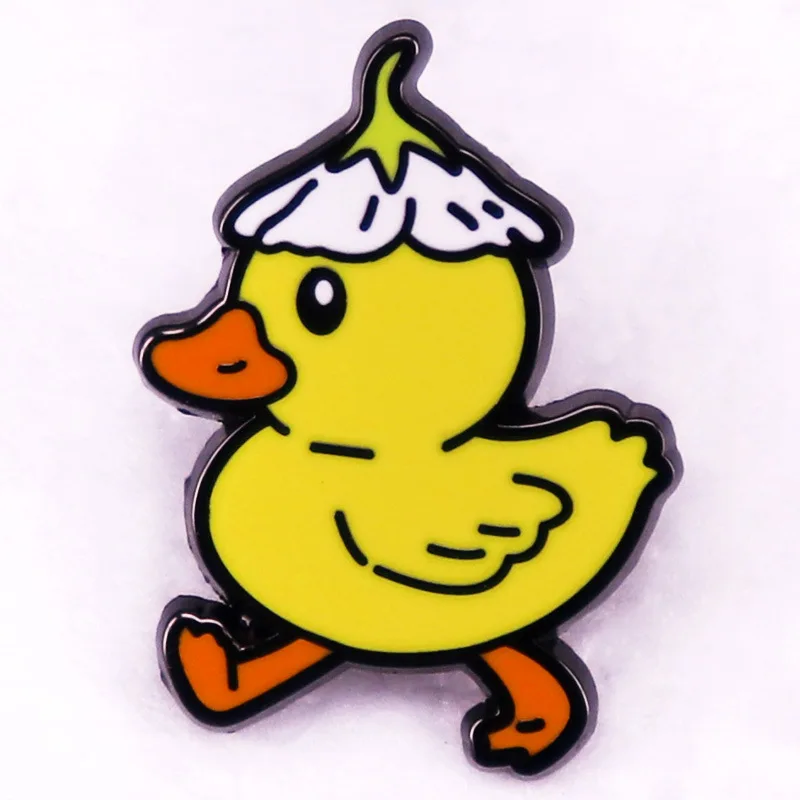 A2570 Funny Cartoon Cute Yellow Duck Metal Enamel Brooch Creative Personality Badge Best Friend Gift Accessories