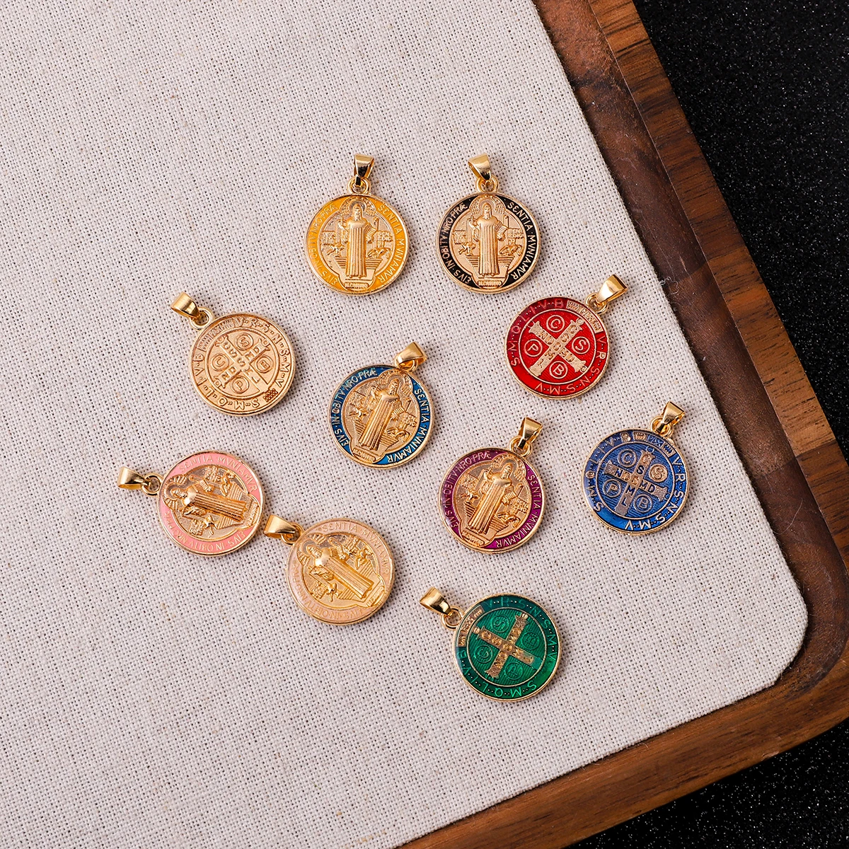 50 pcs Religious Set of multicolor Saint Benedict Medals Catholic   Gold Plated SB Medal Coin San Benito Favors Gifts