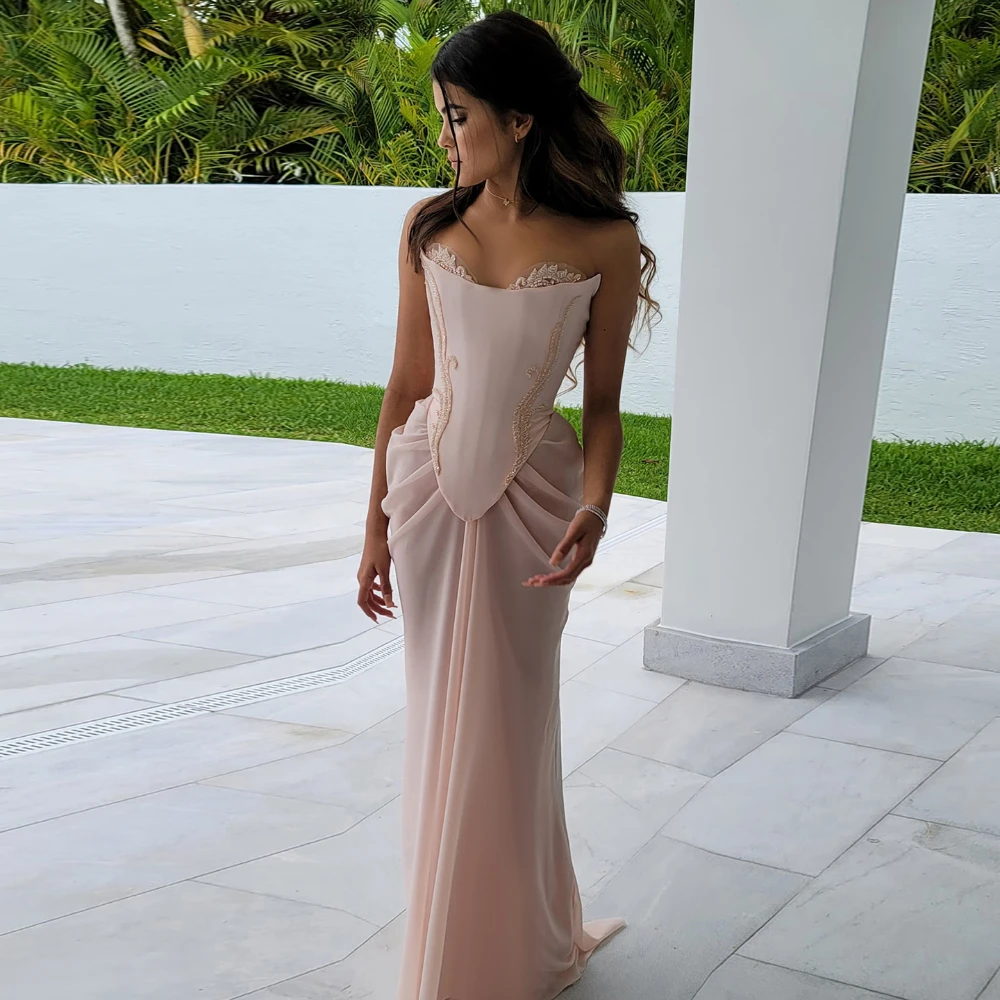 Pink Pearls Beads Evening Dresses Formal Strapless Sleeveless Floor Length Mermaid Gowns Fashion Sweep Train Party Dresses