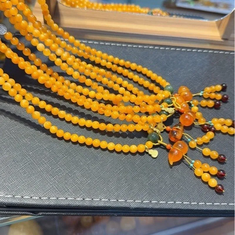Natural old three-strand bracelet full and demon flower paired with southern red honey beeswax g