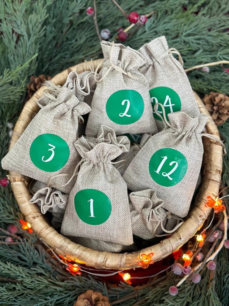 

Set of 24 Advent Calendar Bags Christmas for Christmas Home Decoration Item Supplies Ornament 2024 Advent Calendar Count Down