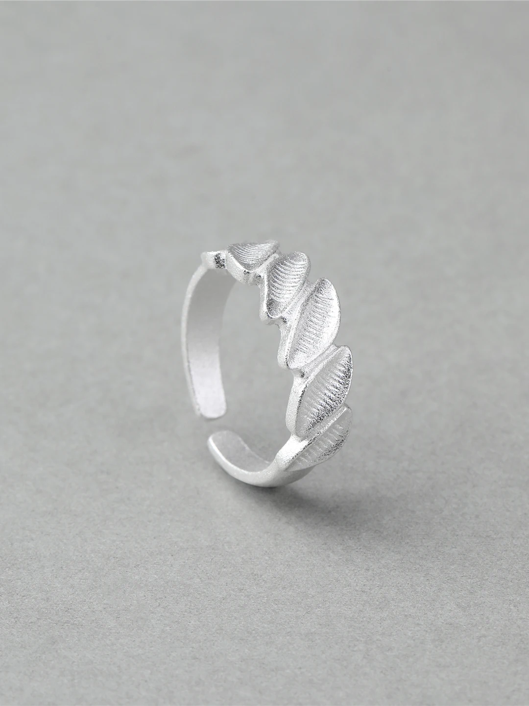 Minimalistyczny pierścionek z  – Minimalist Ring Stackable recenzja i cena