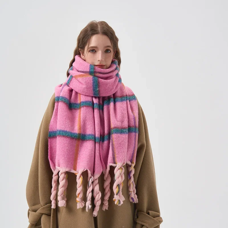 2023 Ontwerp Roze Geruite Sjaal Voor Vrouwen Winter Warm Lange Kwast Bandana Foulard Vrouwelijke Sjaals Kwast Sjaal En Wraps