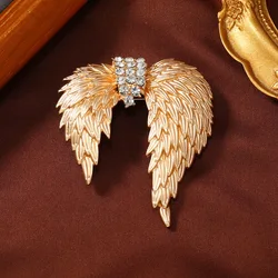 Vintage Matte Gold Color Feather Brooches For Women Unisex Luxury Design Rhinestone Angel Wing Brooch Clothing Pin Jewelry Gifts
