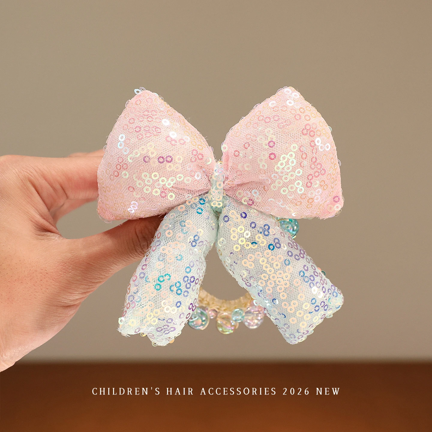 Haargummi mit Pailletten, Schleife und Blumenmuster für Mädchen und Frauen, buntes, perlenbesetztes, elastisches Haarband, Haargummi für Kinder, Prinzessinnen-Haarschmuck, Party-Haaraccessoires. – Detail 2