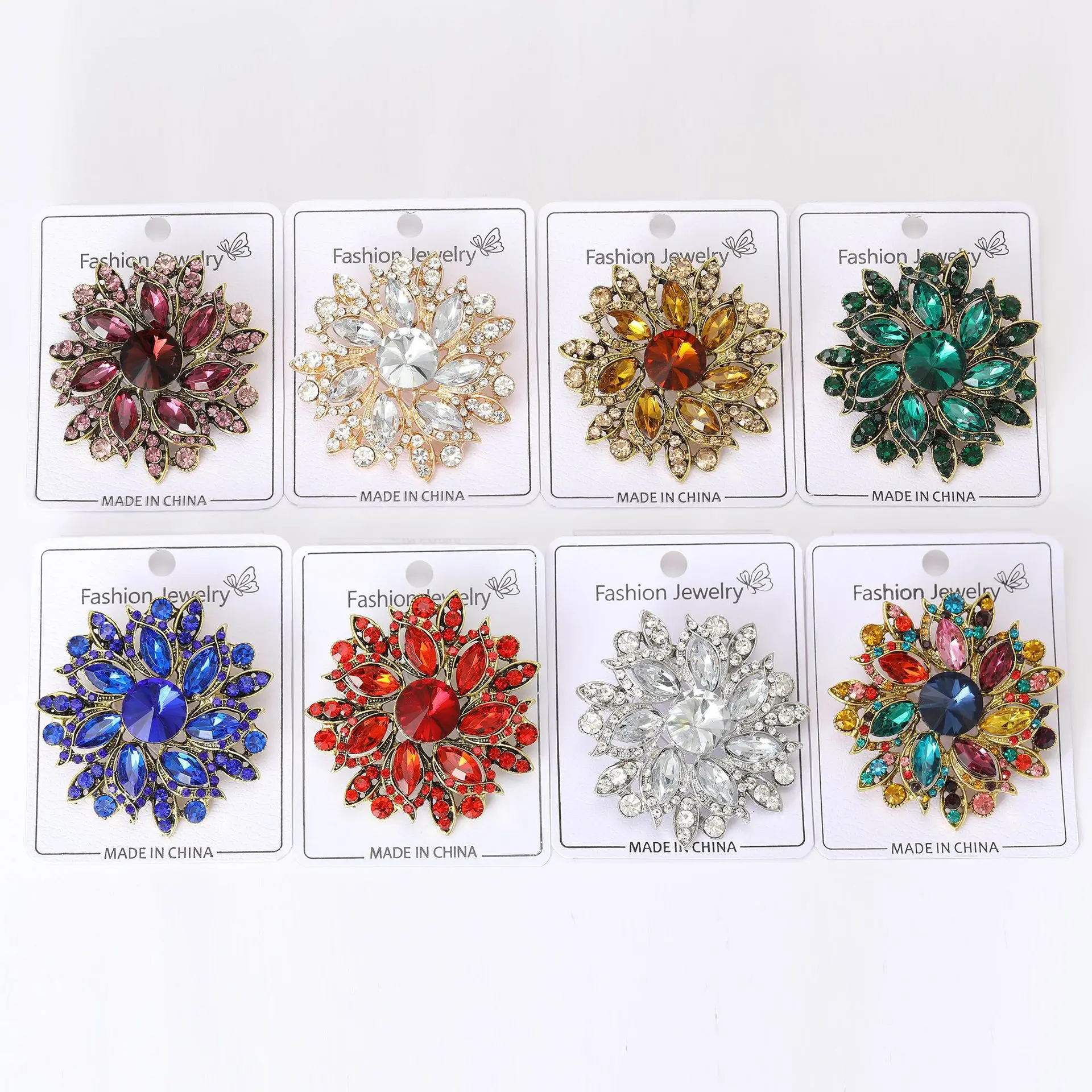 Anmutige Luxus-Kristall-Broschen mit runden Blüten für Damen, trendige Zirkon-Anstecknadeln, Schmuck für Party, Büro, Anzug, Dekoration, Festivalgeschenk – Detail 25