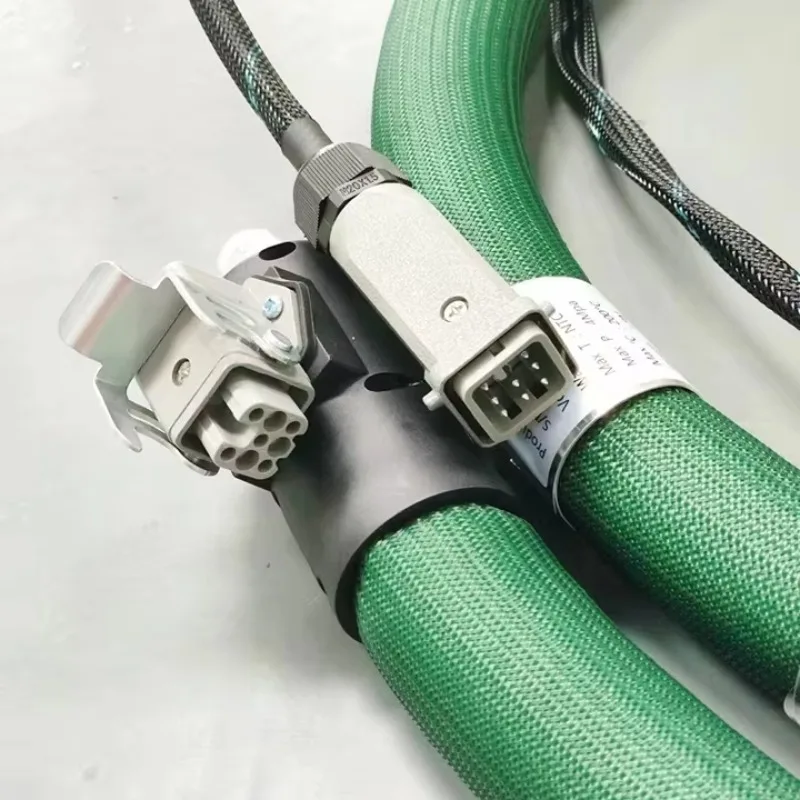 Insulated Hose Glue Delivery Pressure Pipe 115632 NW8 Hot Melt Glue Hose 7m High Performance Flexible and Heat Resistant