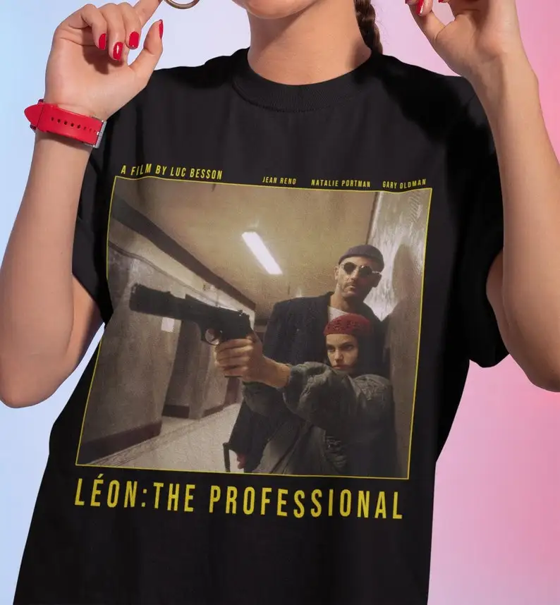 

Léon: The Professional Movie T-Shirt, Unisex, Luc Bession, Natalie Portman, Vintage Movie T-shirt, Rare Retro Movie Tee shirt, A