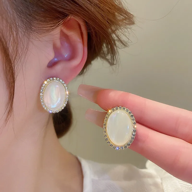 Vintage Big Oval Opal Earrings For Women Gold Color Korean Fashion Jewelry 2026 Trending Luxury Crystal Stud Earrings 2Z40