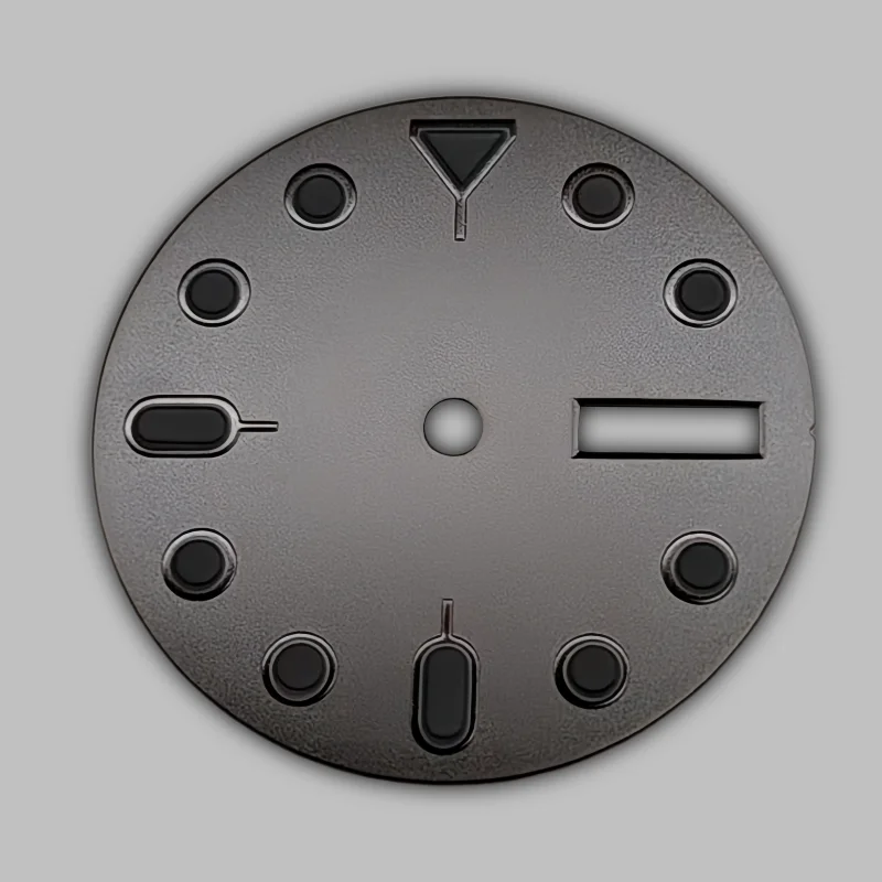 

The new green luminous dial modified watch literally accessory 28.5MM for the NH35/36 calibre Dual Date