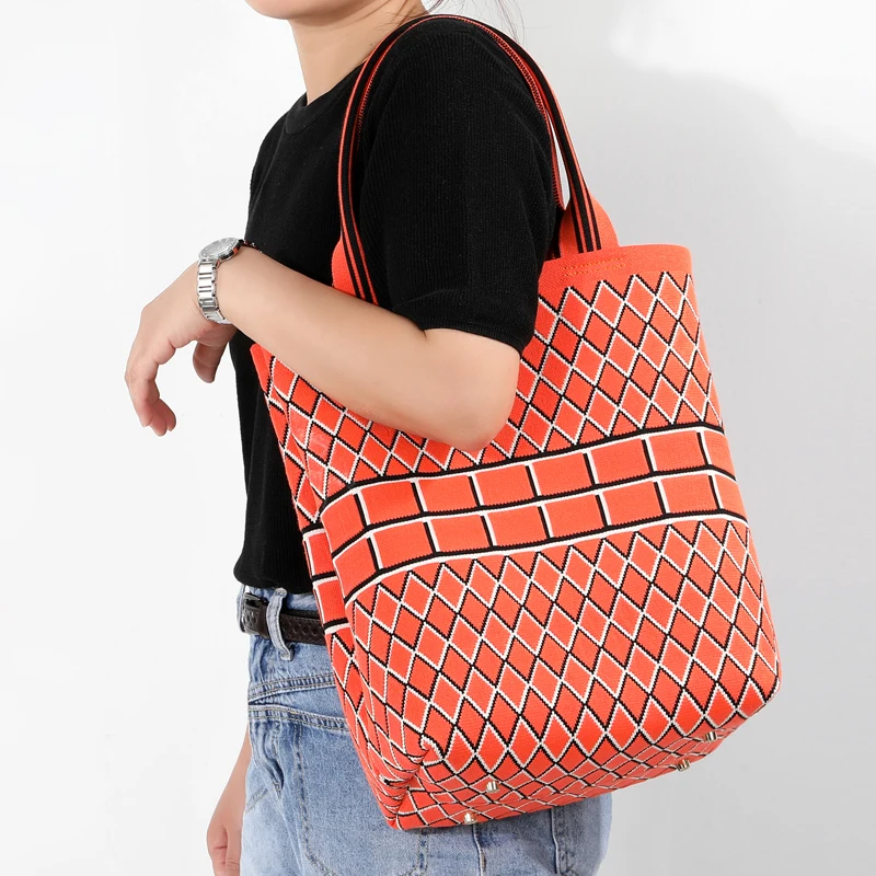 

Latest Knitted Plaid Eco-Friendly Material Handbag Shopping Holiday Travel Shoulder Bag Large Capacity Casual Women's Tote Bag