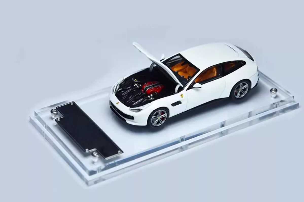 Diecast 1/64 Ferrari GTC4 Lusso Supercar Model Alloy Ferrari GTC4 Lusso Racing Car Model Static Collection Display