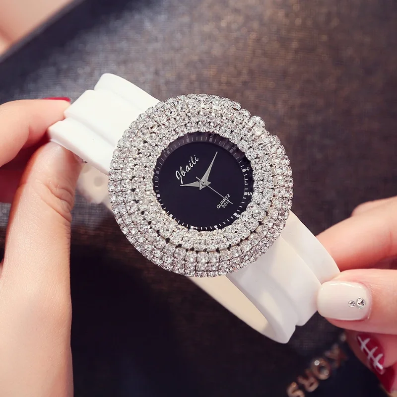 

Shining Silver Crystal Quartz Watches Women 2020 Fashion Brand Analog Sports Silicone Ladies Watch female Clock Relogio Feminino