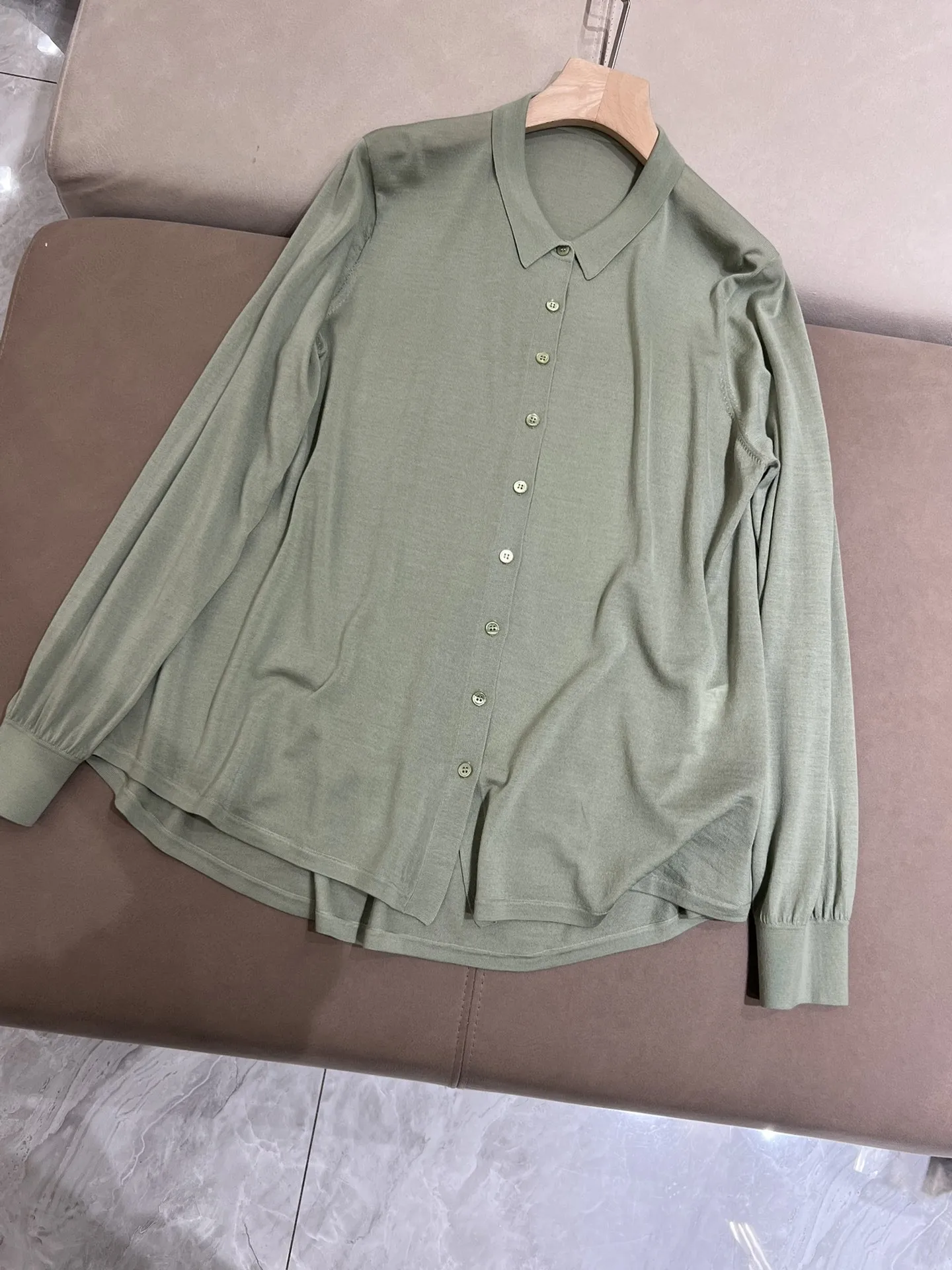 Summer 100% ultra-fine wool single breasted blouse