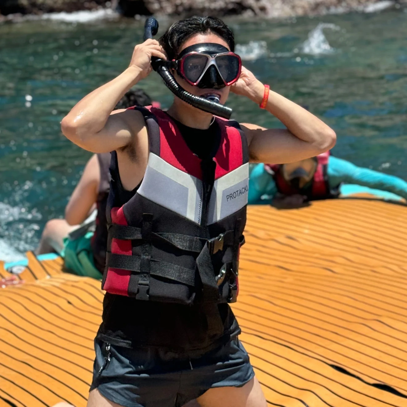 

Спасательный жилет для взрослых, жилет для серфинга, каяк, вейкборд, моторные лодки, плот, спасательная лодка, лыжи, водные виды спорта, плавание, дрифт, спасательный жилет