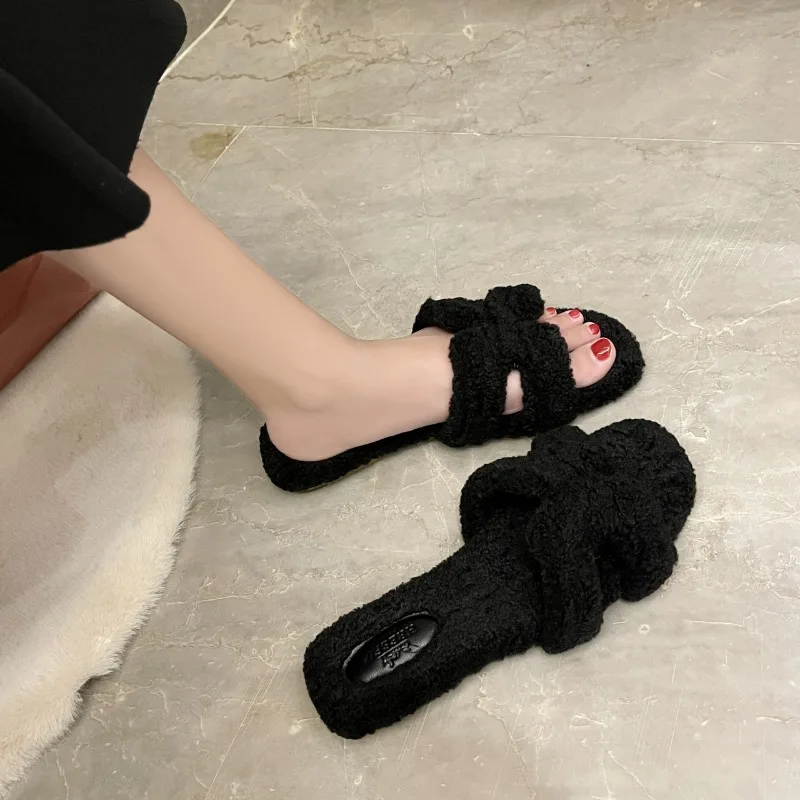 Women\'s non-slip warm suede slippers 2024 winter new hot sale fashion casual thick fur plus velvet low heel cotton slippers