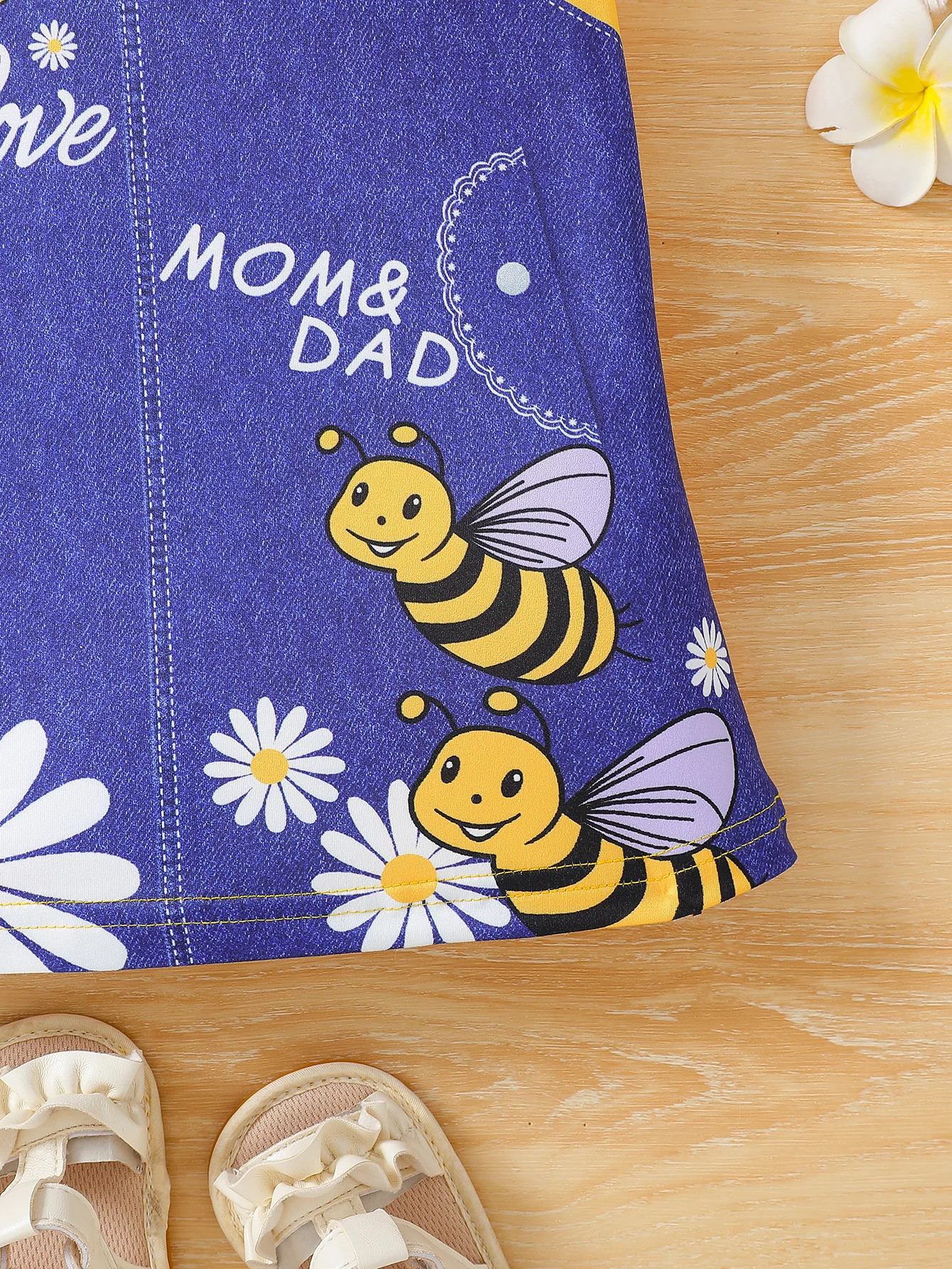 طفلة لطيف الصيف قطعة واحدة وهمية قطعتين حزام الكرتون النحل زهرة تقليد فستان رعاة البقر