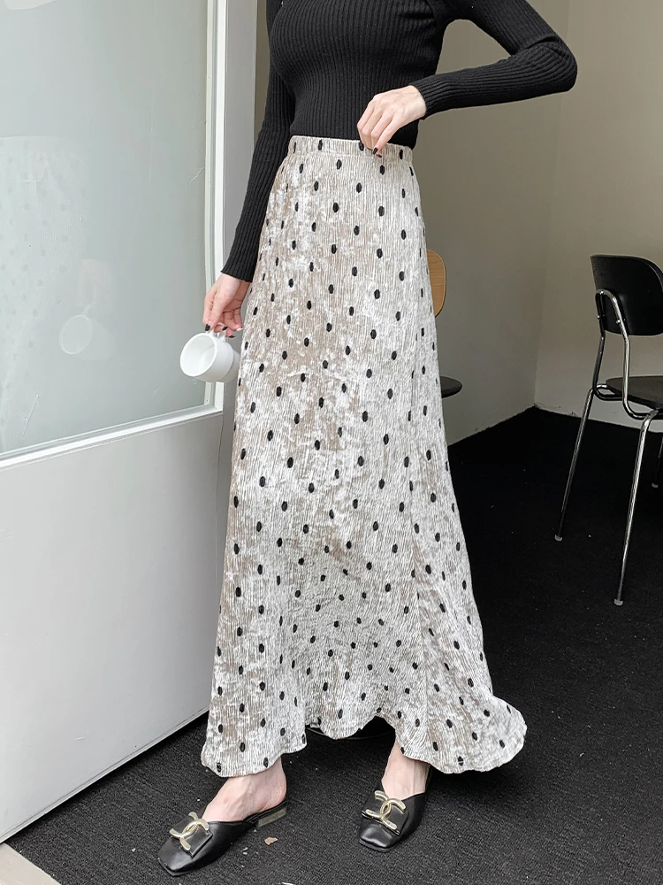Autumn Winter Women's Black Beige Dot Elegant Elastic High Waist Skirt Korean Version Brown Velvet Pleated Fishtail Long Skirts