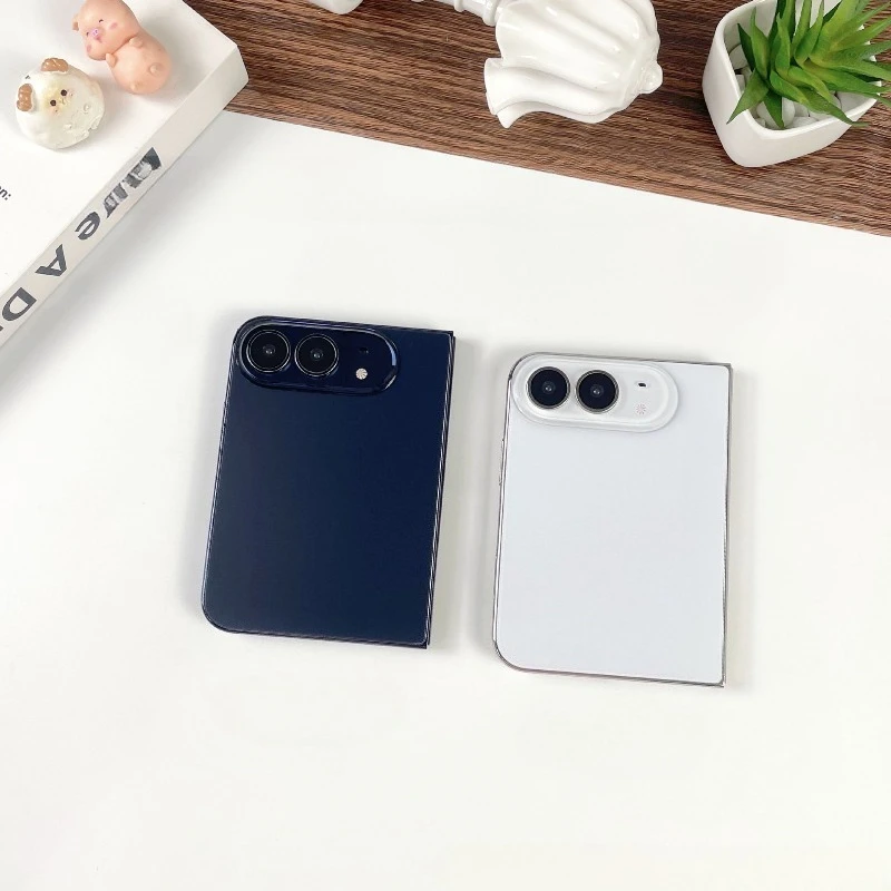 Ready To Shipping Realistic Dummy Phone Model for IPhone Duo 18 Ultra Mockup Phone for IPhone 18 Fold Display Model Prank Gift