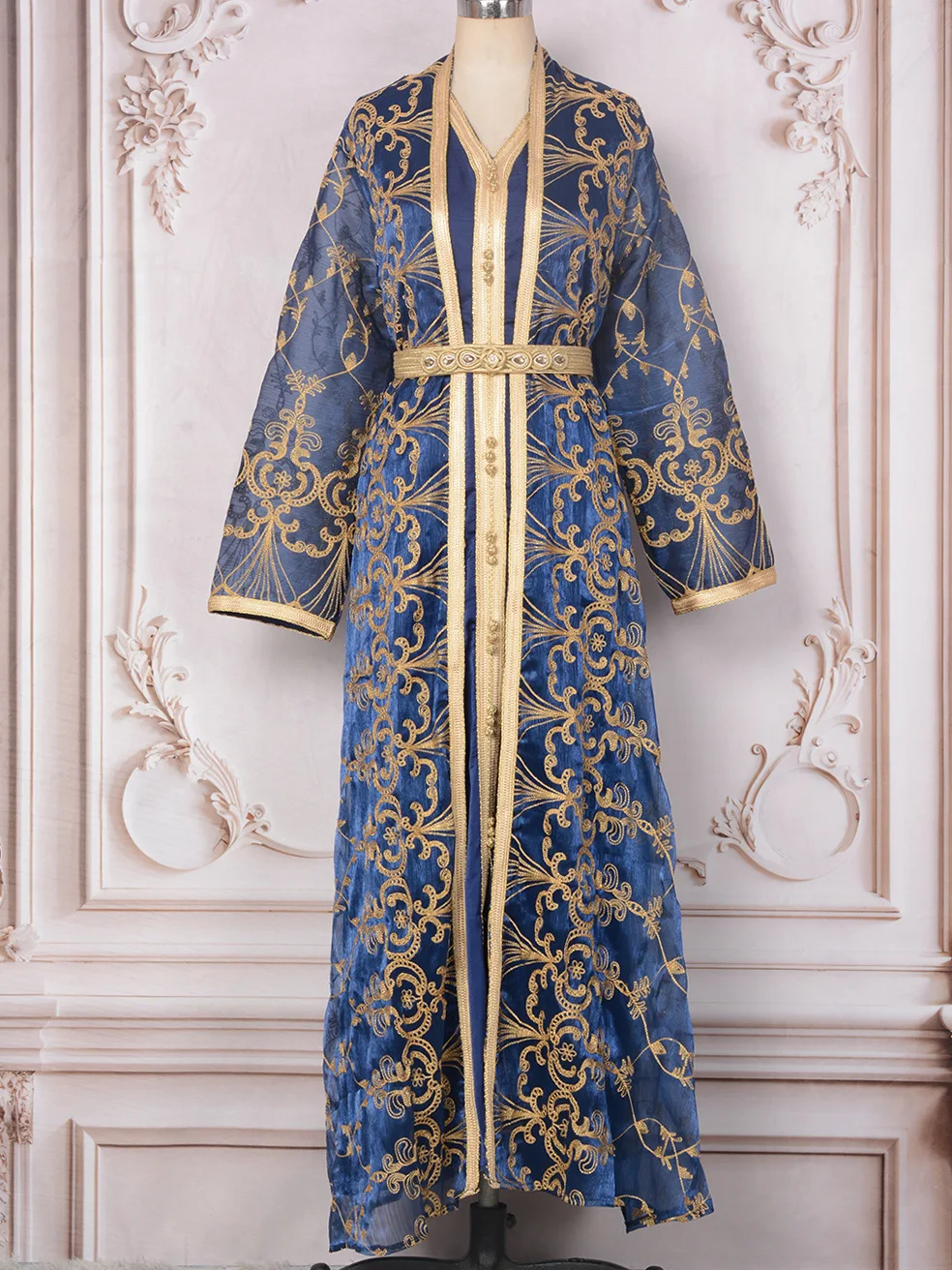 

Женский мусульманский комплект Абая Дубай с длинными рукавами, мусульманское платье Абая Турция, длинный кардиган с вышивкой, комплект из двух предметов, темпераментное платье