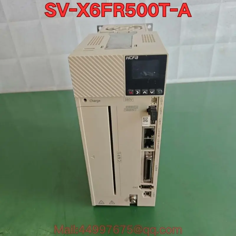 

Бывший в употреблении тест функции сервопривода SV-X6FR500T-A нормально