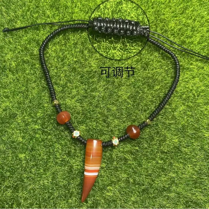 Braided Wolf Tooth Collarbone , Unisex Handmade Fashionable Agate Jewelry Necklace