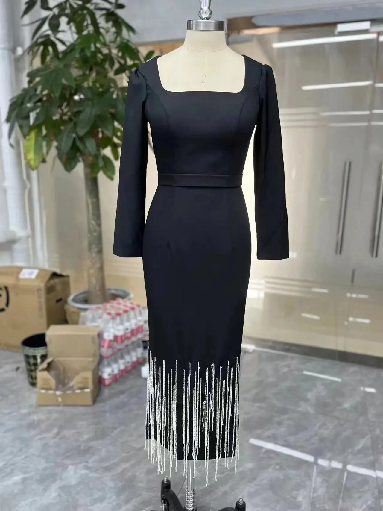 Customized wedding Black Mermaid Evening Dresses for Women Square Neck Long Sleeves Cocktail Party Bride Wear Tassels Prom Gown