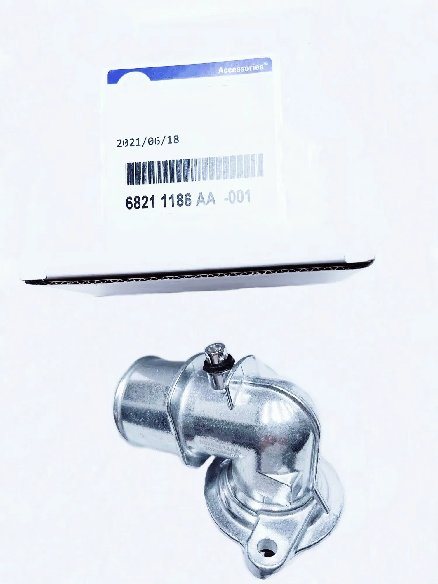 

Aluminum Cover With Washer Thermostat Assembly 68211186AA, 68253514AA Applicable: Wrangler JL, Gladiator, Grand Cherokee, Pickup