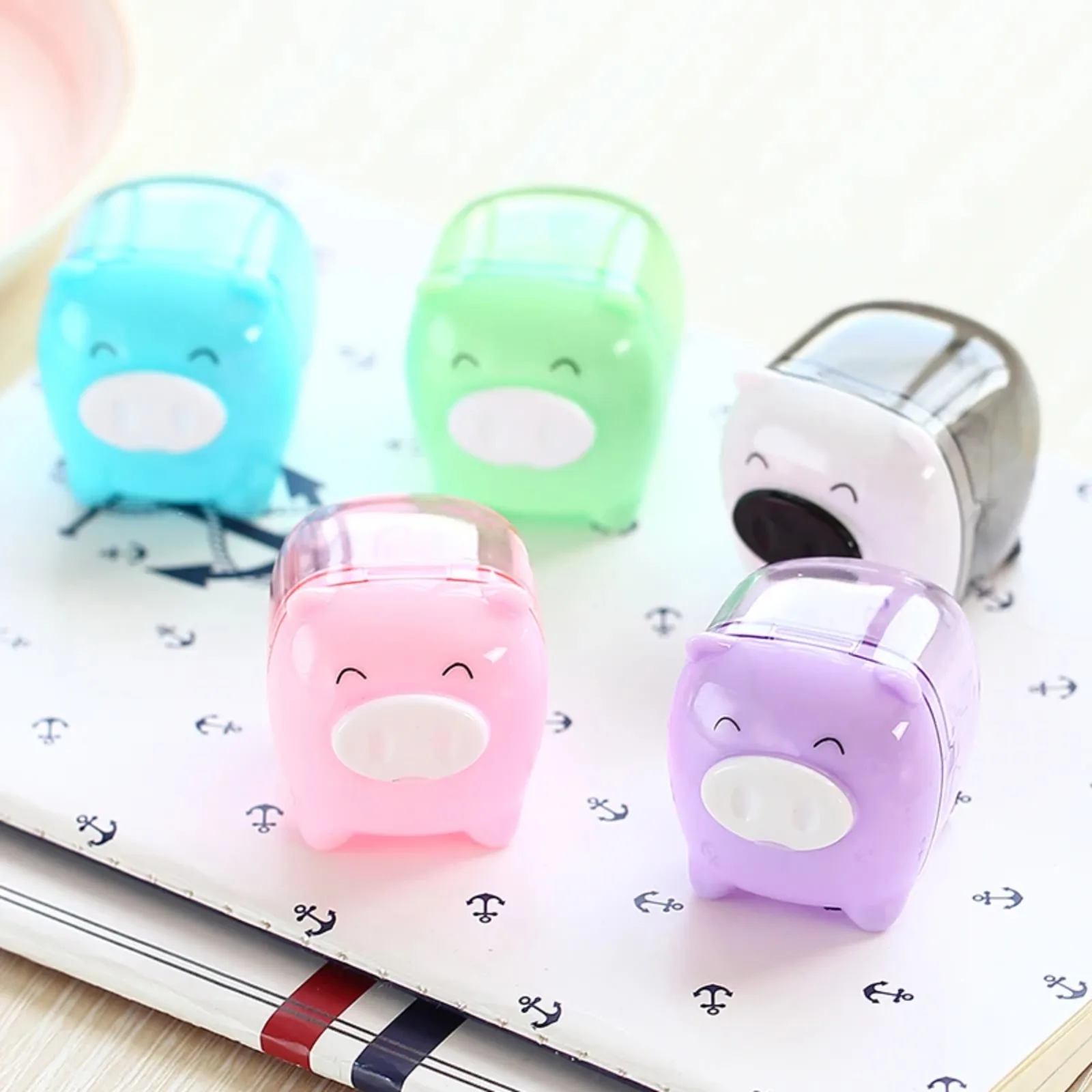 1 Pcs Deli Cute Kawaii Animal Pig Sweet Candy Colored Pencil Sharpener Korean Kids School Supplies Stationery