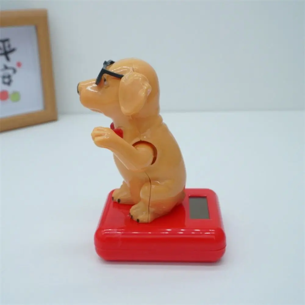 Cartoon Puppy Waving Car Ornament Cute Crafts Dog Car Dashboard Decoration ABS Solar Power Puppy Car Ornament For Automotive