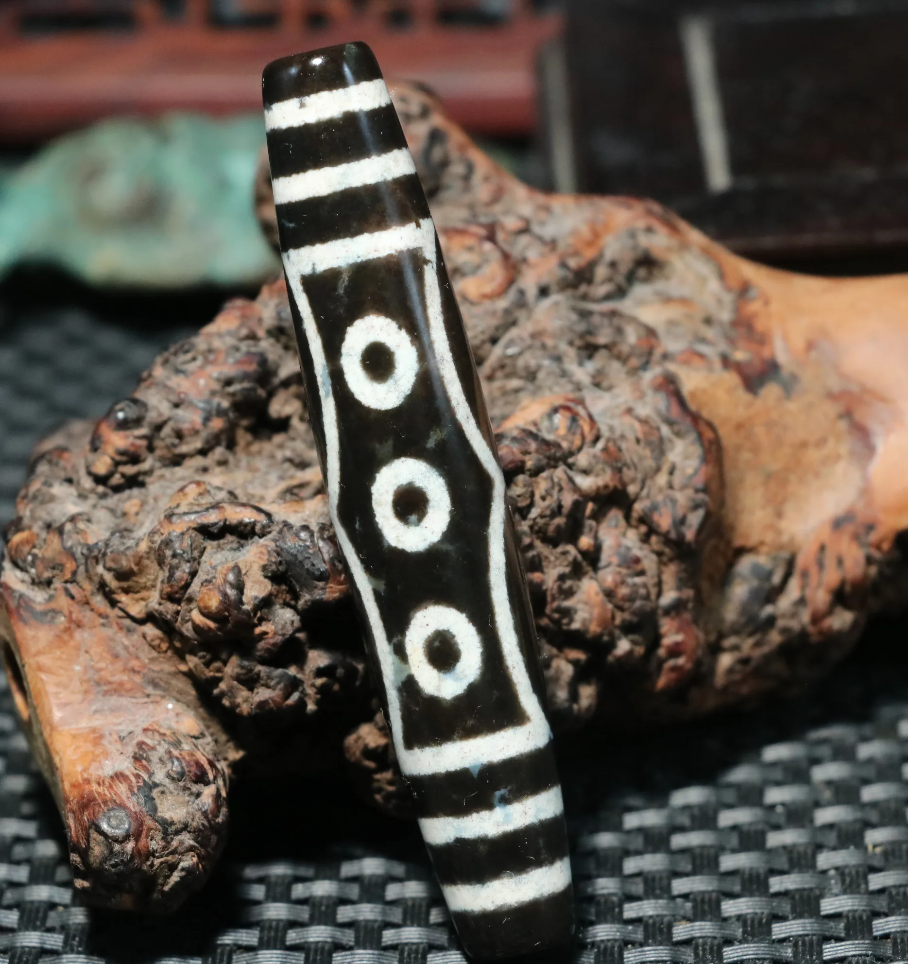 

LKbrother Talisman Treasure Ultra Energy Tibetan Old Agate 13 Eyed 4 Line Big Master Long dZi Bead Amulet Pendant 4A