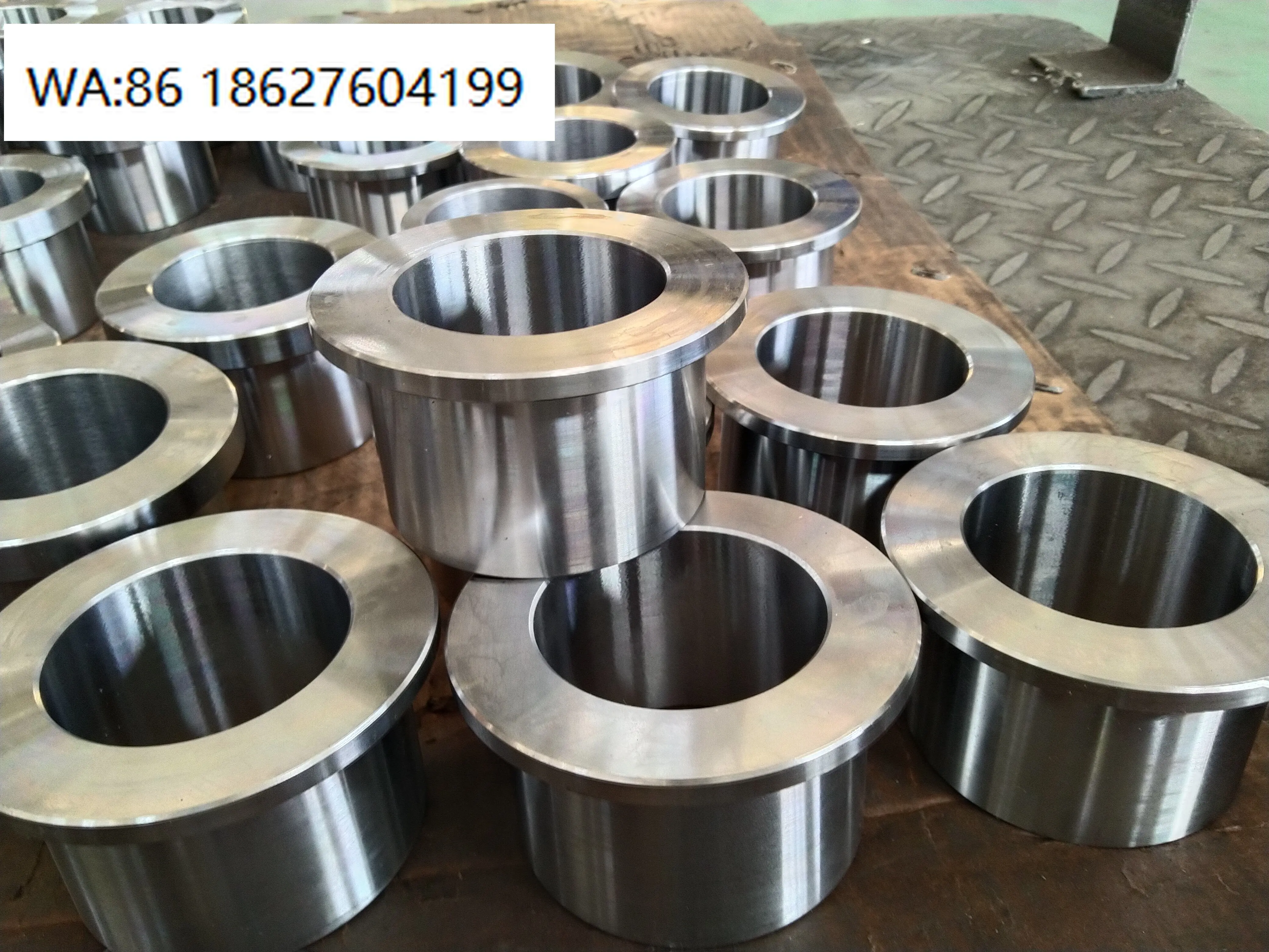 

206-25-00500 PC200-8 Excavator Swing Gear Round Bearing Parts Customizable