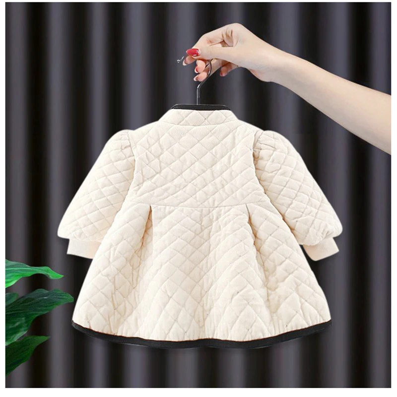 Winter Sweet Baby Girl Coat Warm Comfortable Children Clothing Lovely Bowknot Infant Outwear Babys Down Jacket 0-3 Y Kid Clothes