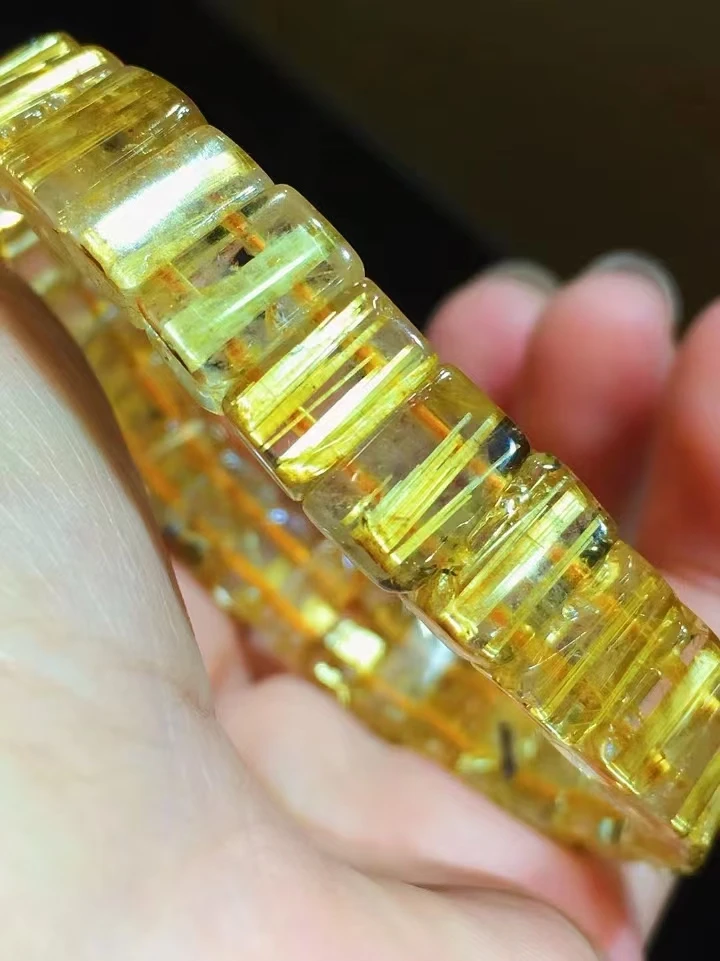 

Браслет из натурального золота с рутилированным кварцем и титаном «кошачий глаз» с желтыми рутилированными прямоугольными бусинами 9,7x5,5x5 мм AAAAAAA