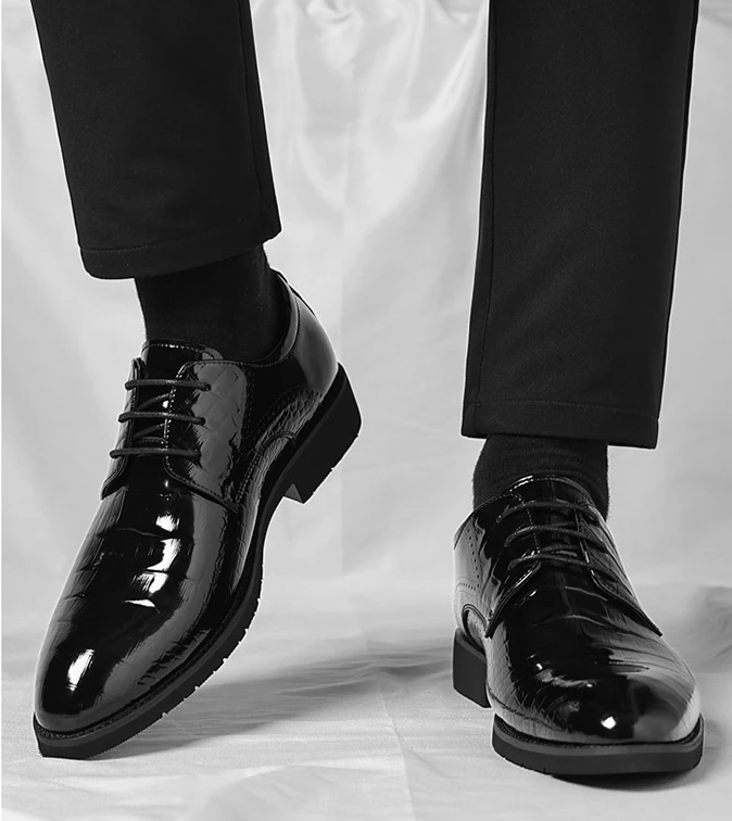 LIHUAMAO Men Derby Shoes Casual Outdoor Walking Square Heel Lace Up Casual Thick Outsole Dress Leather Shoes