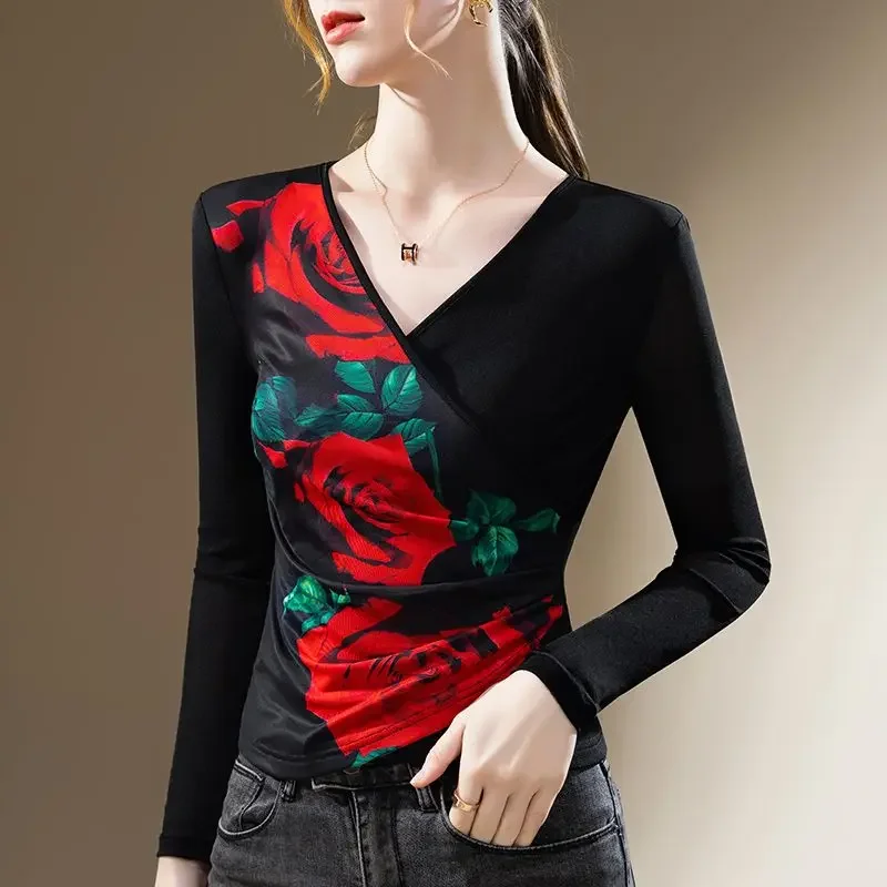 

Женский весенне-осенний пуловер с V-образным вырезом, модная Элегантная футболка с принтом в молодежном стиле, тонкие универсальные Топы с длинным рукавом
