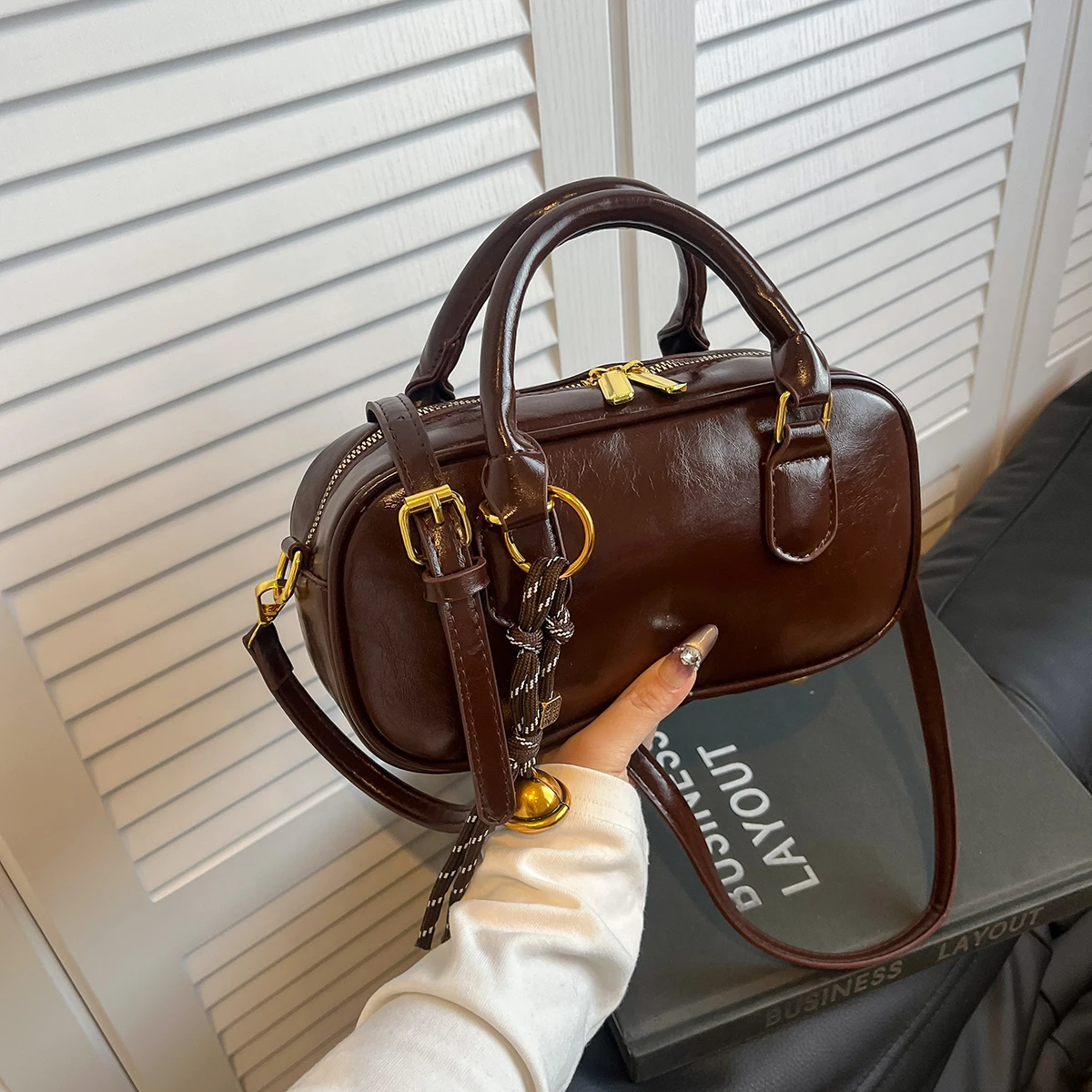 Vintage Small Pu Le… - image