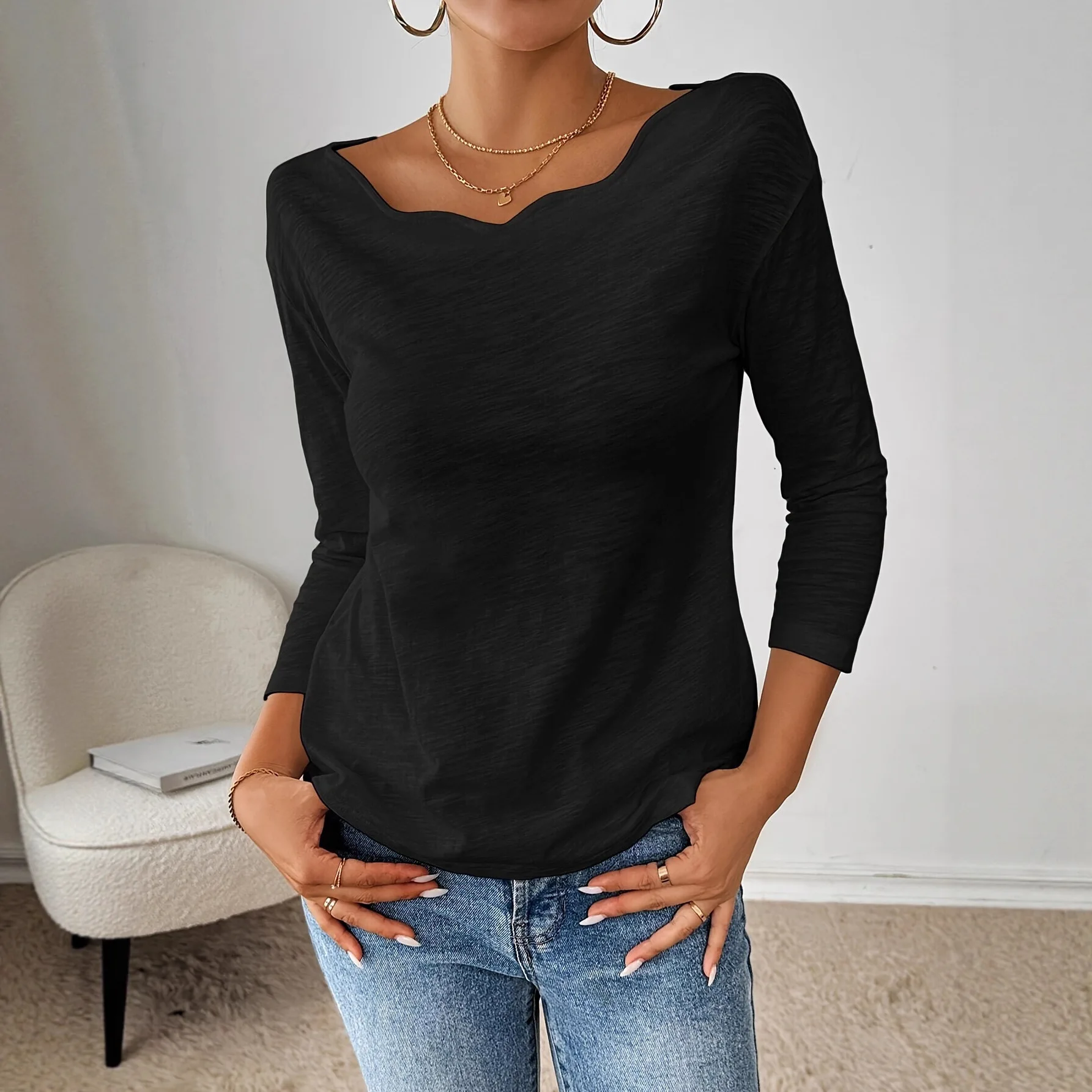 Spring and Autumn Women's Casual Loose Solid Color Curved Hem Crew Neck Long Sleeve T-Shirt