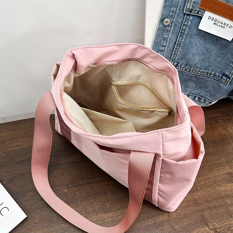 Large Capacity Women\'s Handbag Nylon Shoulder Bag Travel Bag Sports and Leisure Handbag