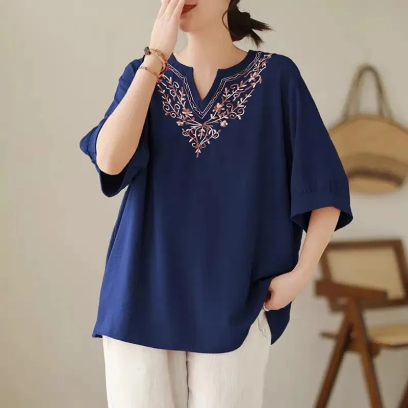 

Comfortable and casual retro literary Chinese-style blue embroidered women's plus-size V-neck T-shirt for spring and summer
