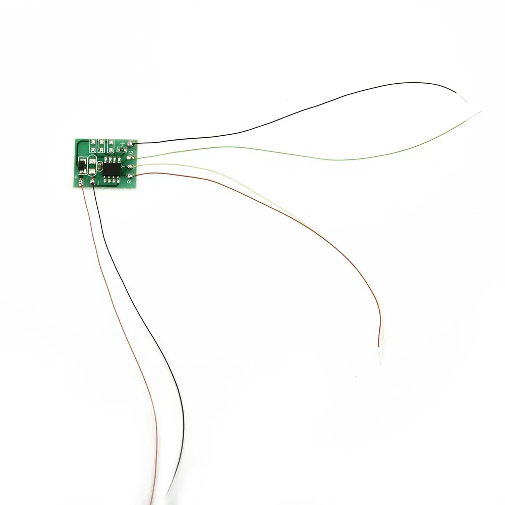 

3 шт. Датчик 00 H0 Светофоры с пешеходными огнями и светодиодами Набор моделей светофора 1:72 3 шт. Пешеходный светофор L